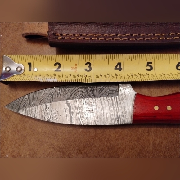 New Damascus steel blade men's hunting knife with sheath green and red - Picture 7 of 9